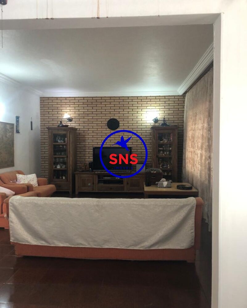 Casa, 3 quartos, 275 m² - Foto 1