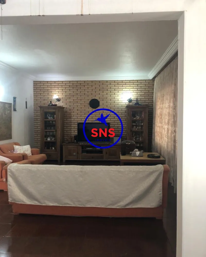 Casa, 3 quartos, 275 m² - Foto 1
