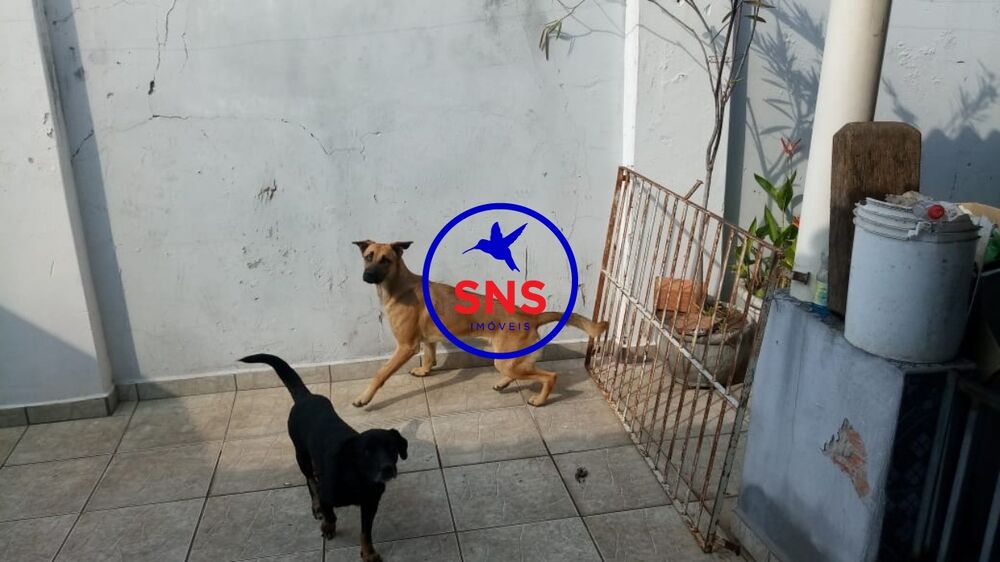 Casa à venda com 3 quartos, 130m² - Foto 3