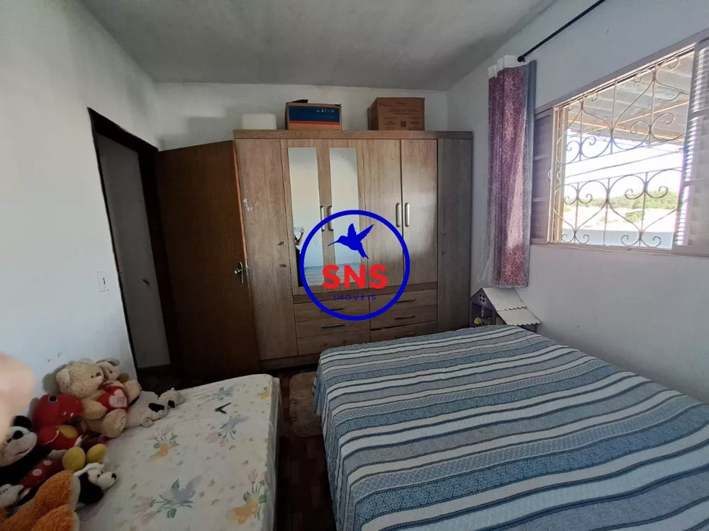 Casa, 4 quartos, 181 m² - Foto 2