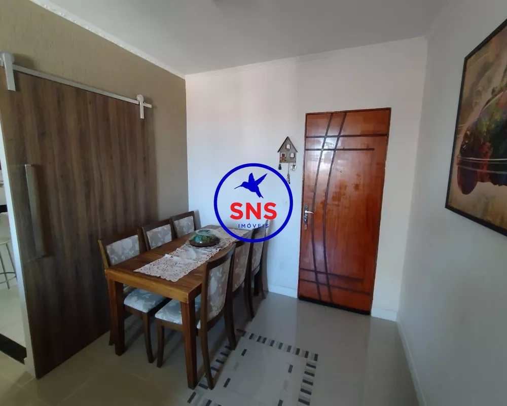 Apartamento à venda com 3 quartos, 75m² - Foto 2