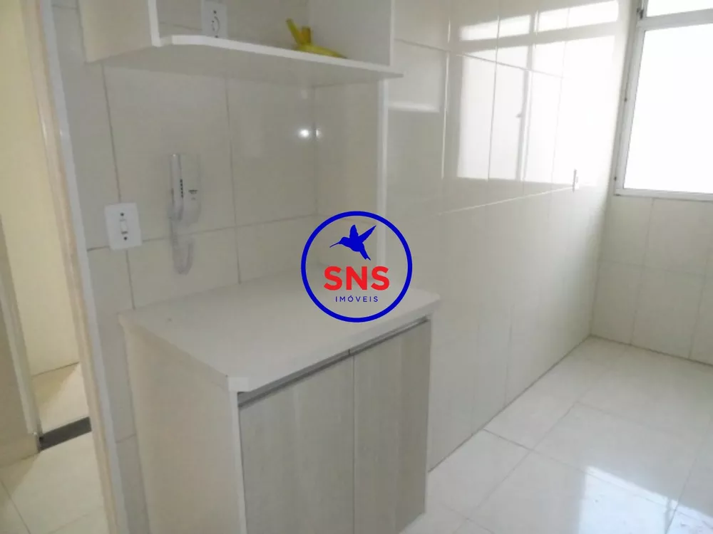 Apartamento à venda com 2 quartos, 58m² - Foto 4