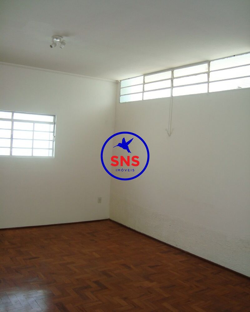 Casa, 3 quartos, 200 m² - Foto 2