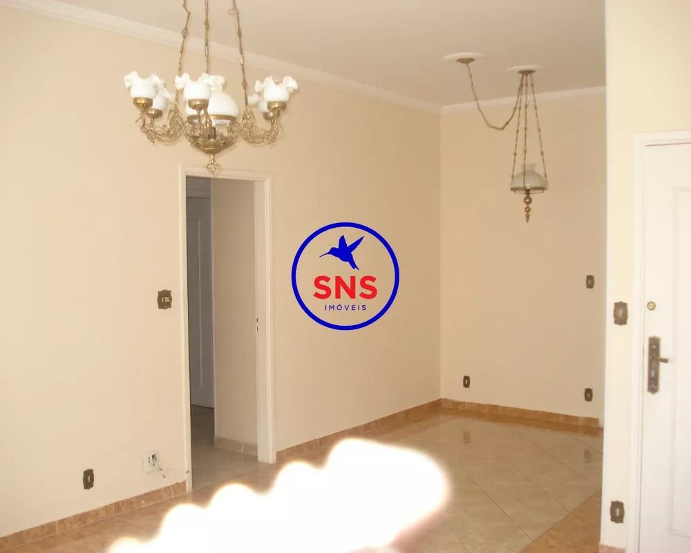 Apartamento à venda com 3 quartos, 125m² - Foto 2