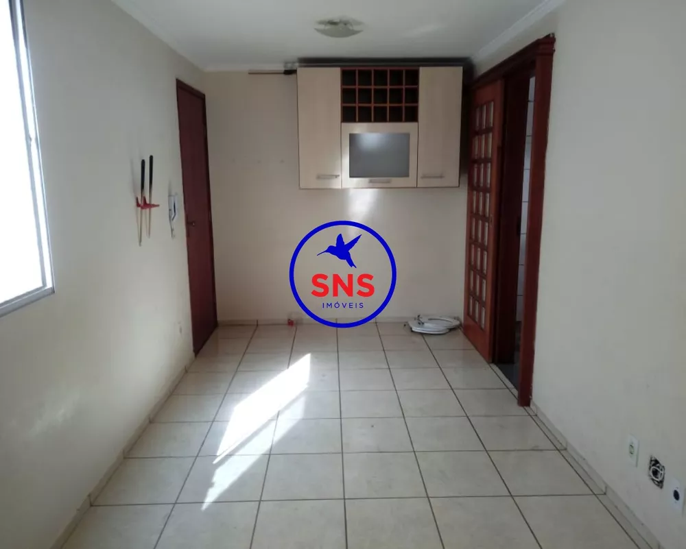 Apartamento à venda com 3 quartos, 71m² - Foto 2