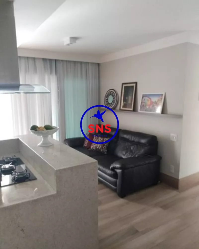 Apartamento à venda com 2 quartos, 70m² - Foto 1