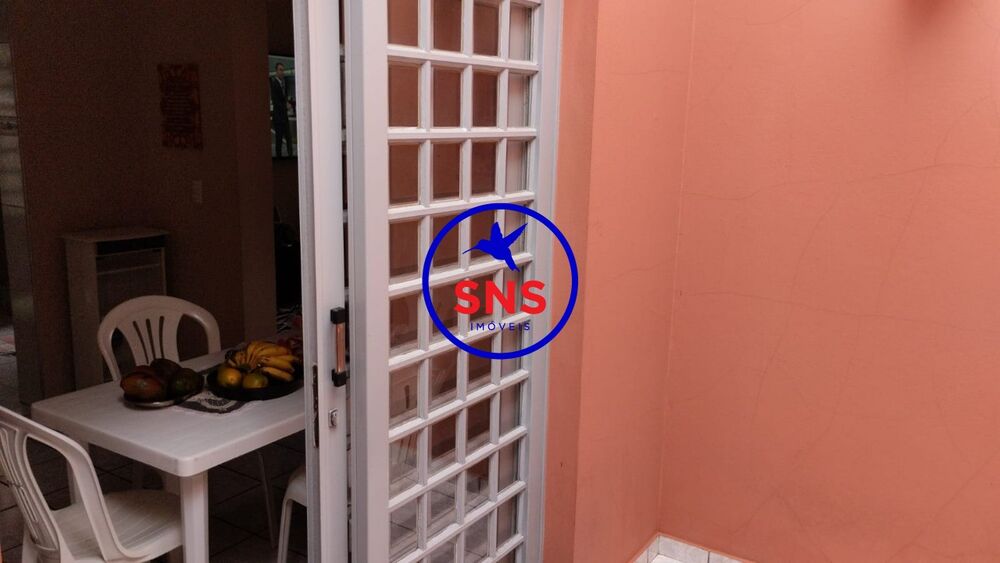 Casa, 3 quartos, 160 m² - Foto 1
