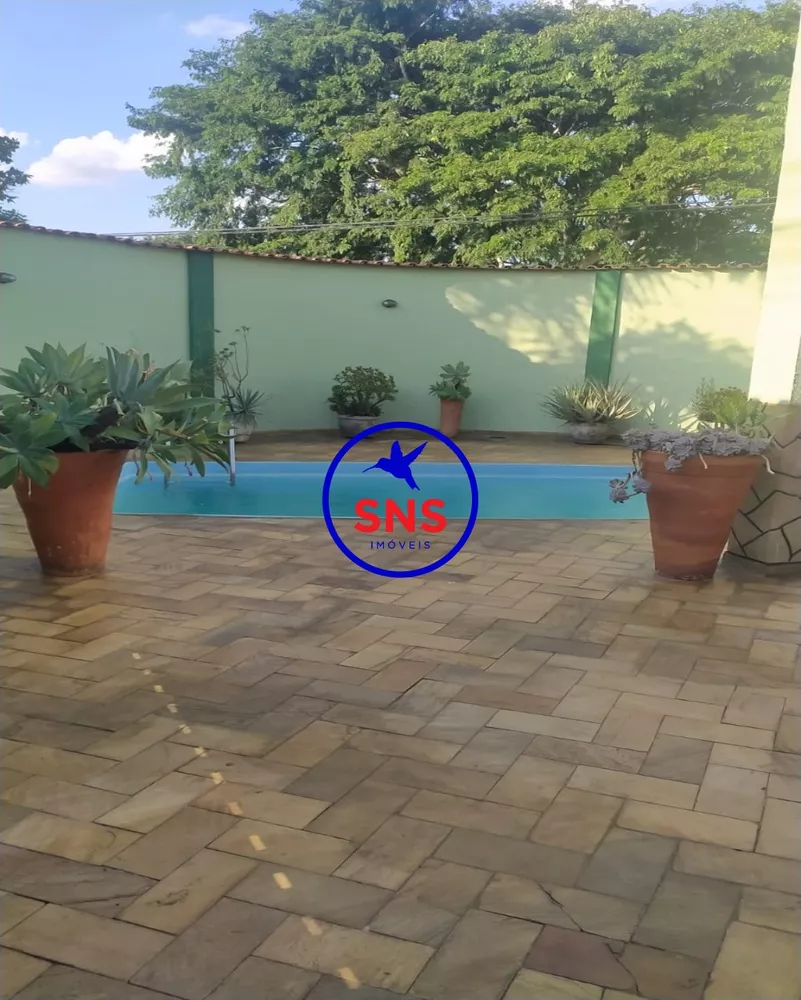 Casa, 3 quartos, 264 m² - Foto 1
