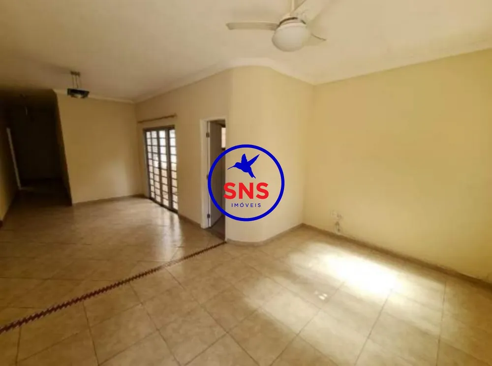 Casa, 3 quartos, 257 m² - Foto 3