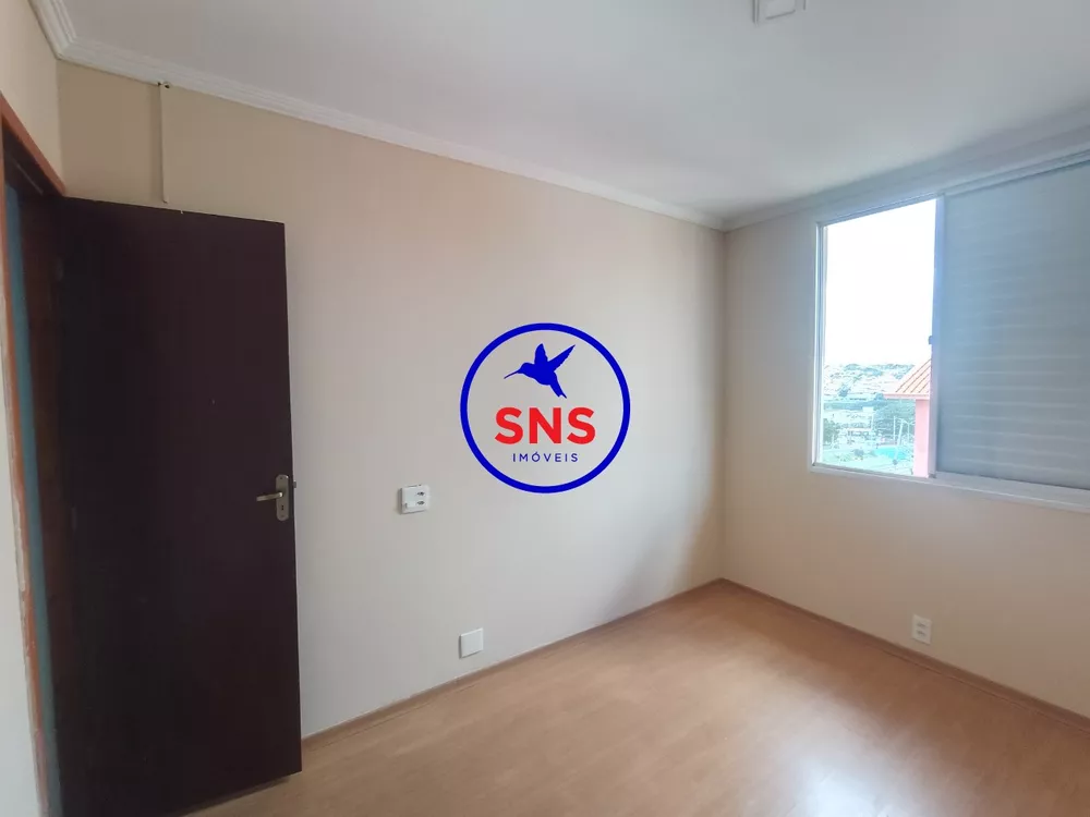 Apartamento à venda com 2 quartos, 60m² - Foto 3