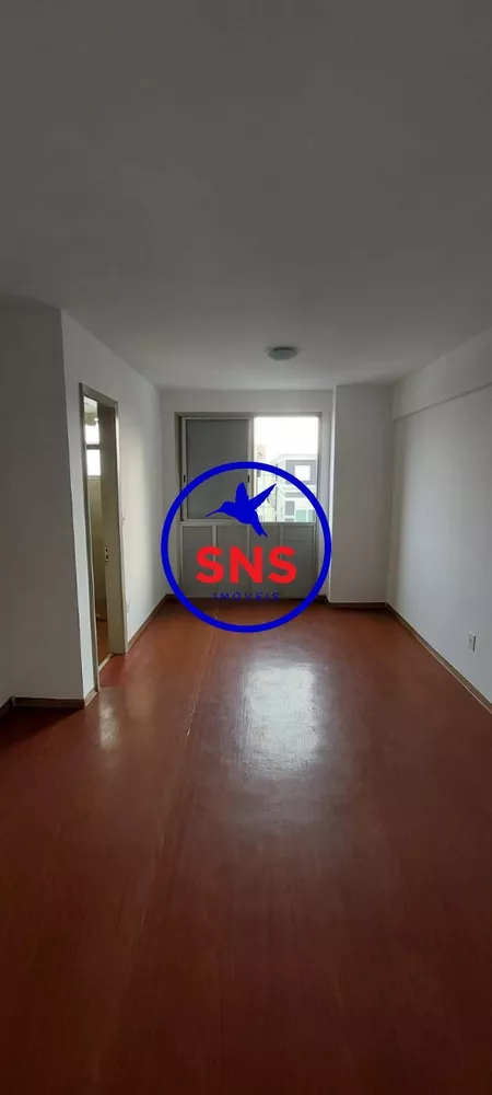 Apartamento à venda com 1 quarto, 45m² - Foto 2