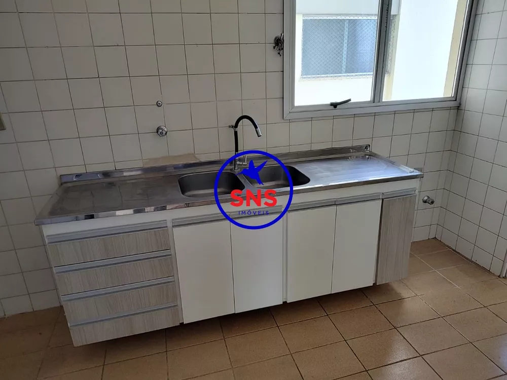 Apartamento para alugar com 2 quartos, 65m² - Foto 4