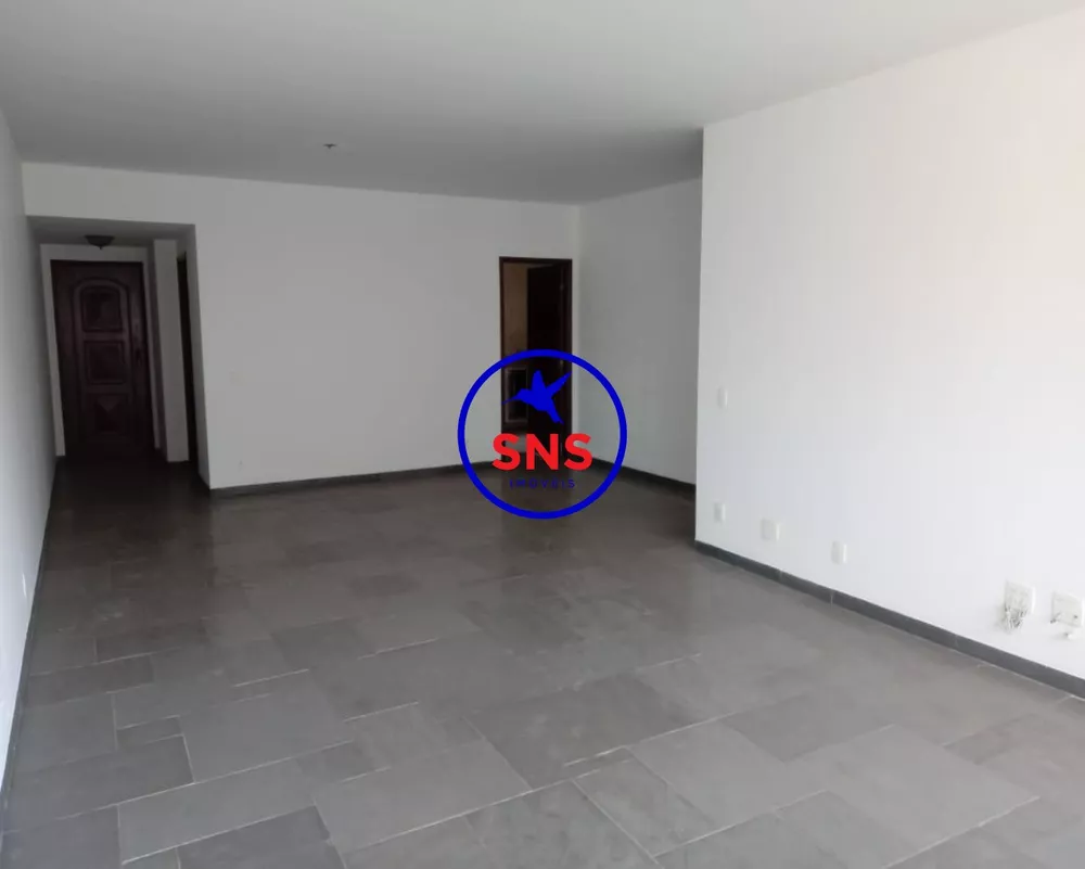 Apartamento à venda com 4 quartos, 150m² - Foto 2