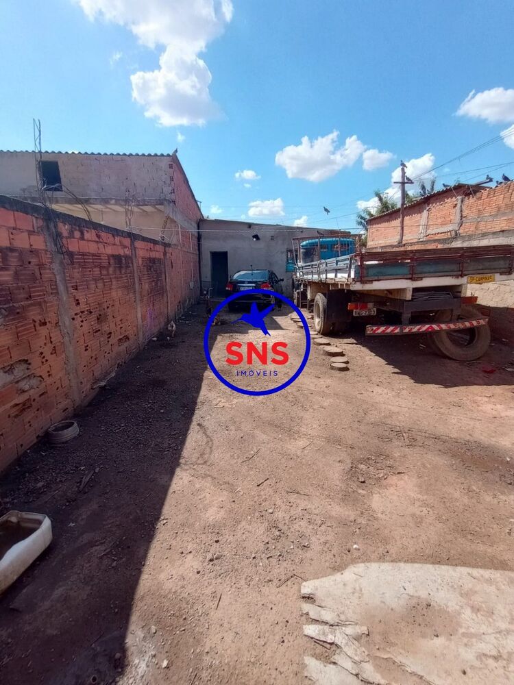 Casa, 2 quartos, 280 m² - Foto 4