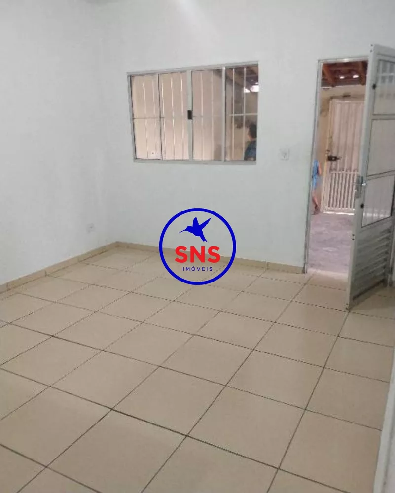 Casa à venda com 2 quartos, 85m² - Foto 1