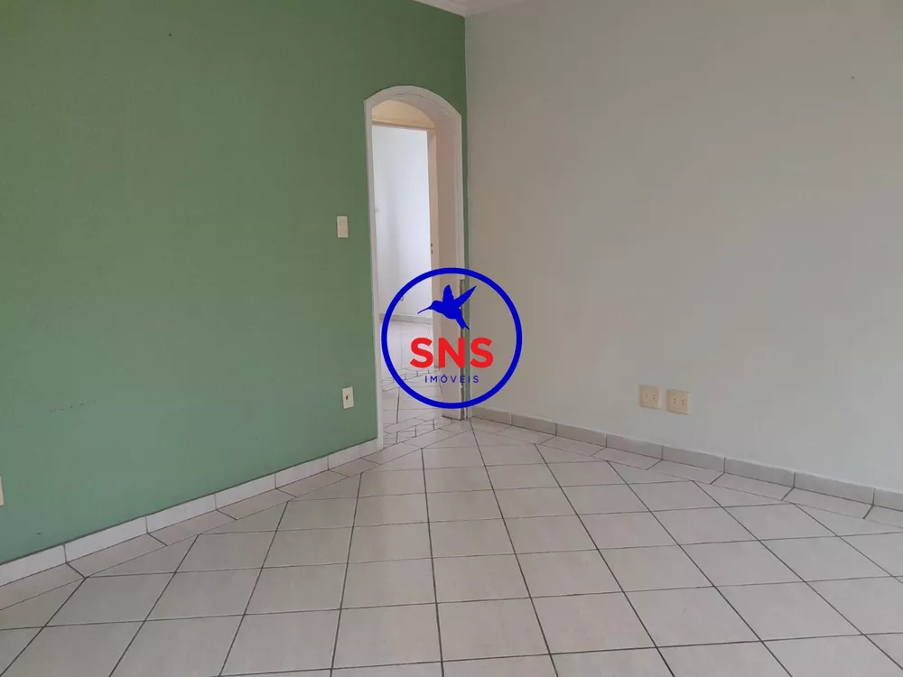 Apartamento à venda com 2 quartos, 68m² - Foto 2