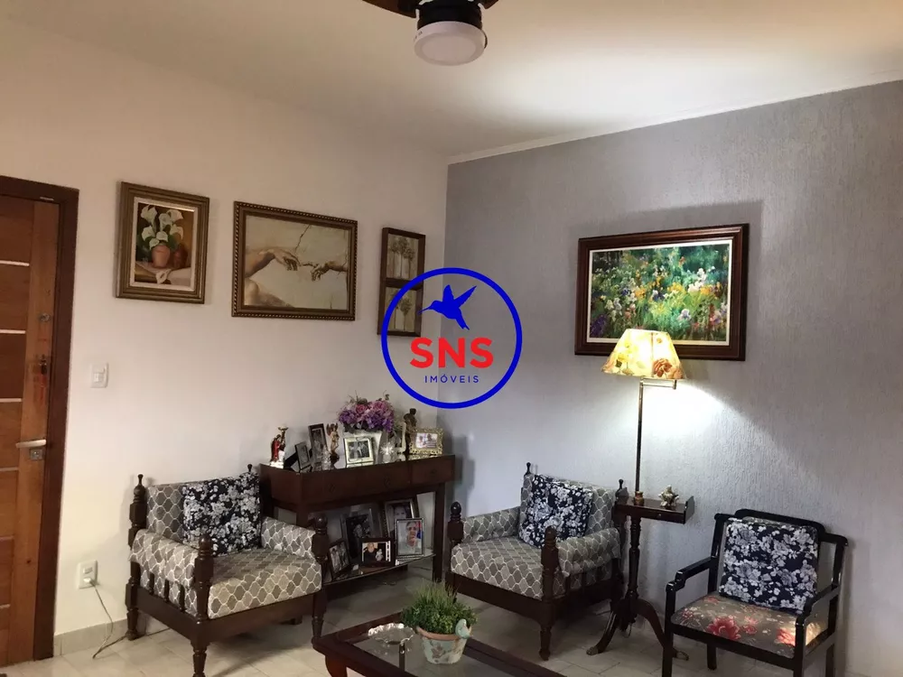 Casa à venda com 3 quartos, 282m² - Foto 4