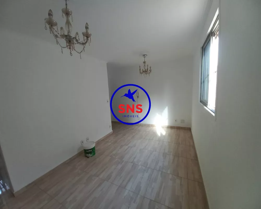 Apartamento à venda com 2 quartos, 45m² - Foto 3