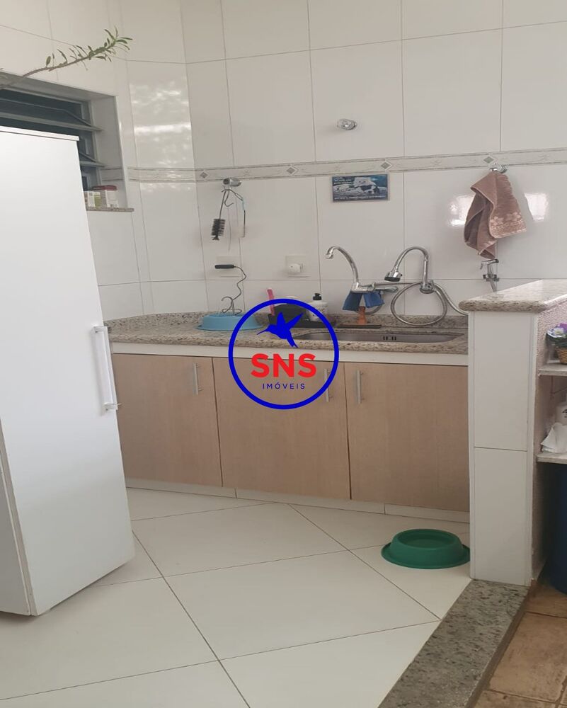 Casa, 4 quartos, 220 m² - Foto 11