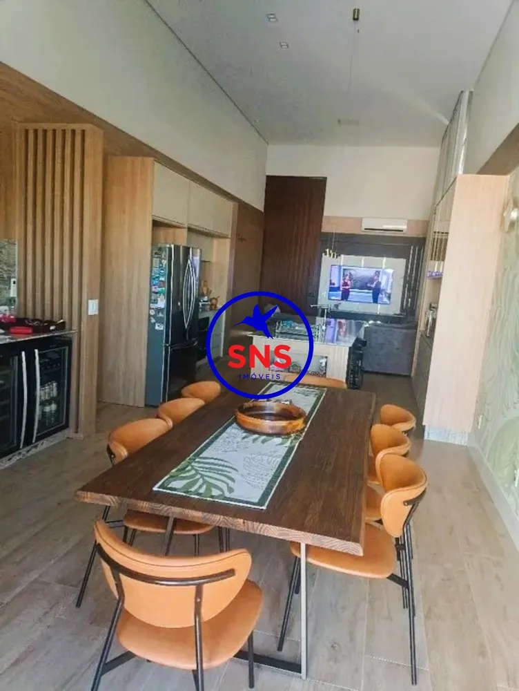 Casa, 4 quartos, 350 m² - Foto 1