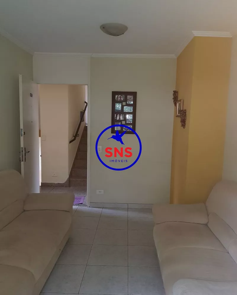 Apartamento à venda com 3 quartos, 70m² - Foto 2