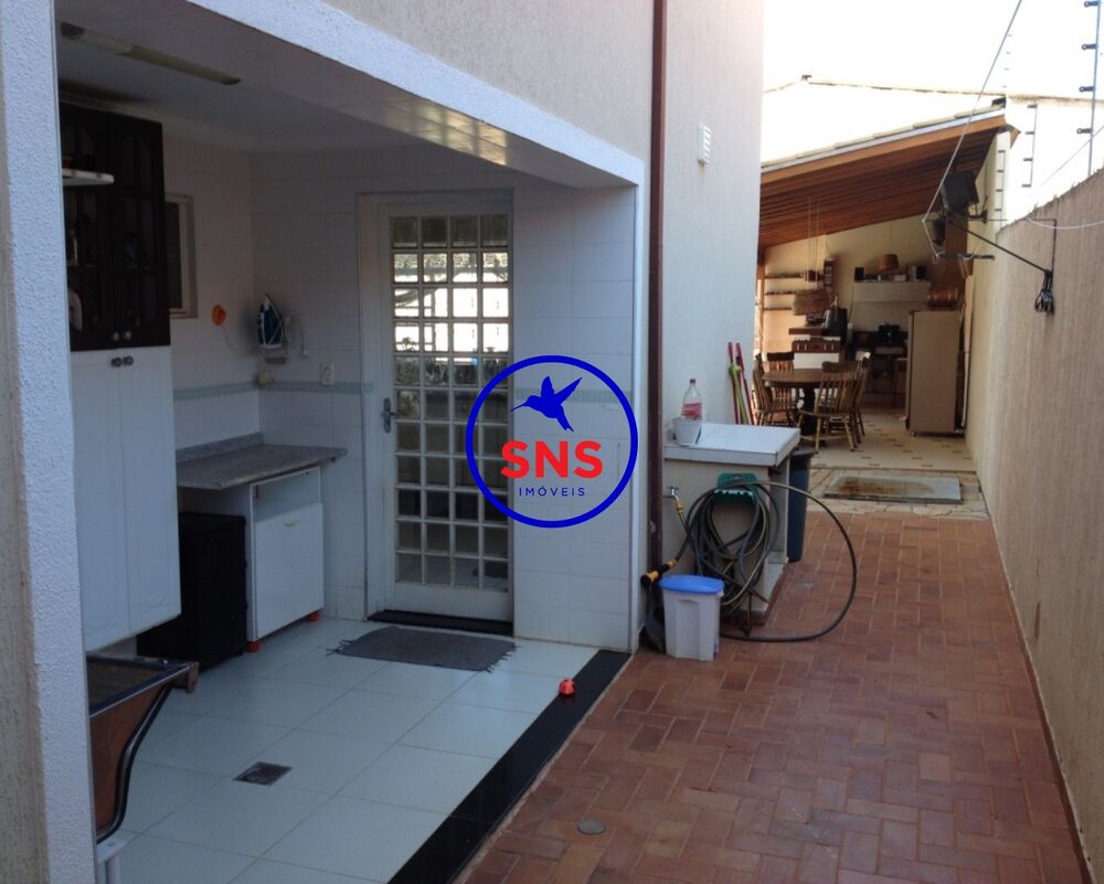 Casa, 4 quartos, 340 m² - Foto 12