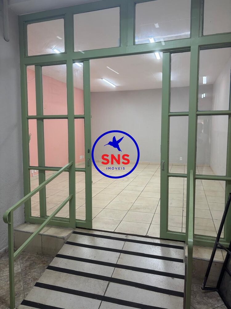 Loja-Salão, 250 m² - Foto 1