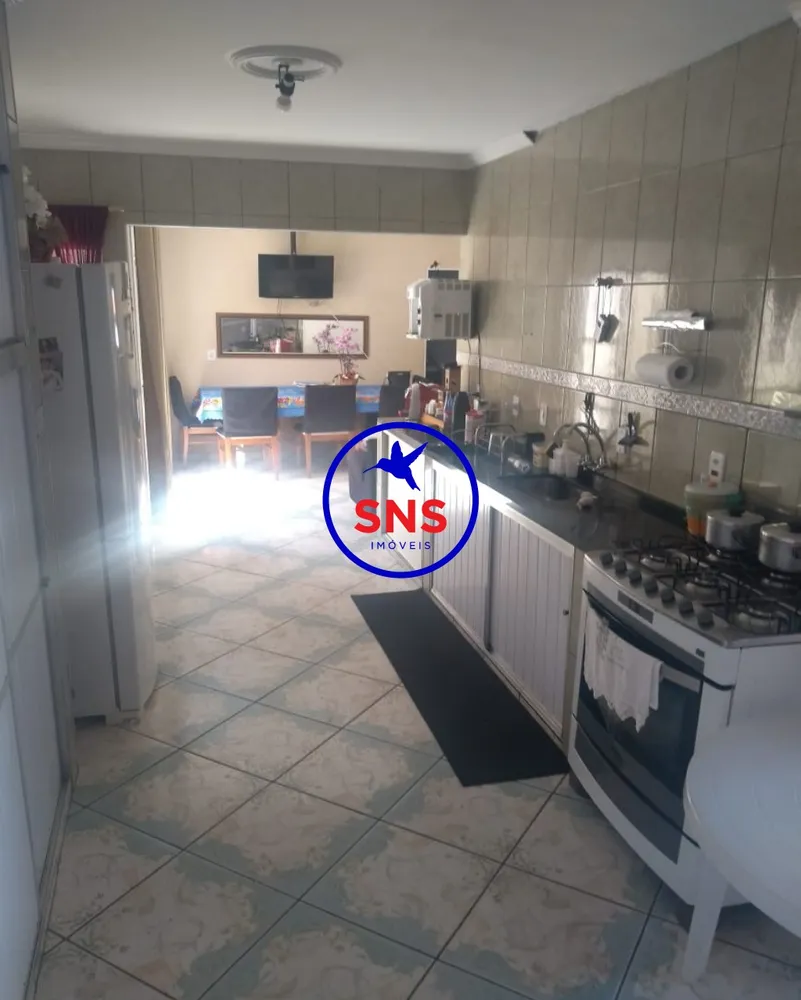 Casa, 3 quartos, 240 m² - Foto 7