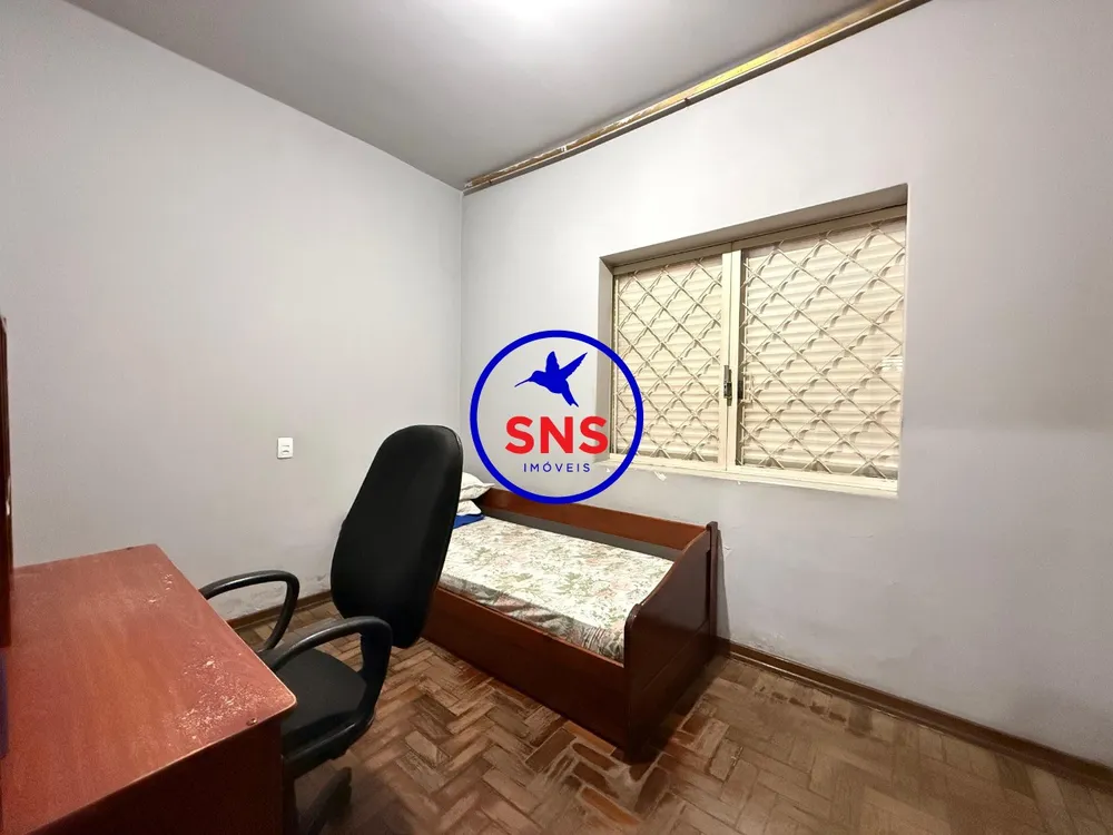 Casa, 4 quartos, 188 m² - Foto 2