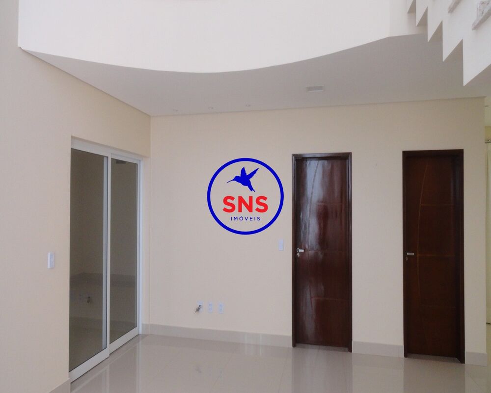 Casa à venda com 3 quartos, 410m² - Foto 2