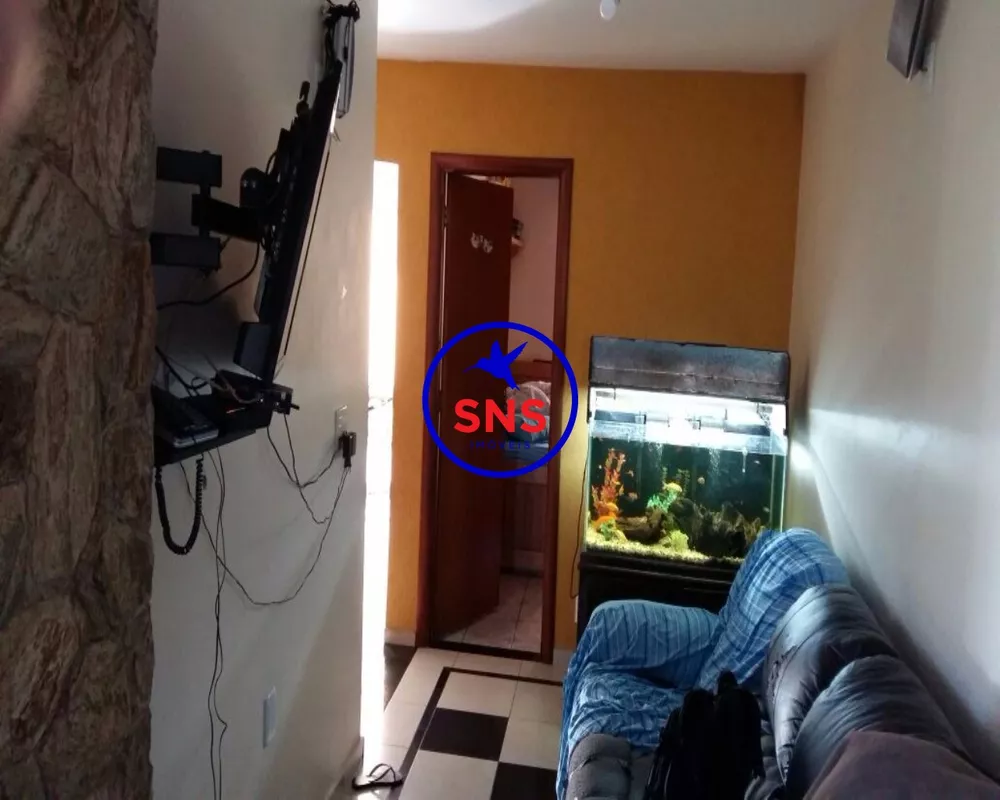 Sobrado à venda com 3 quartos, 200m² - Foto 2