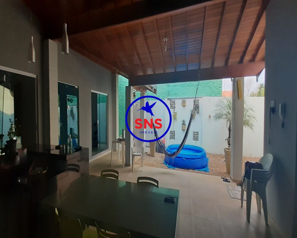 Casa, 3 quartos, 315 m² - Foto 1