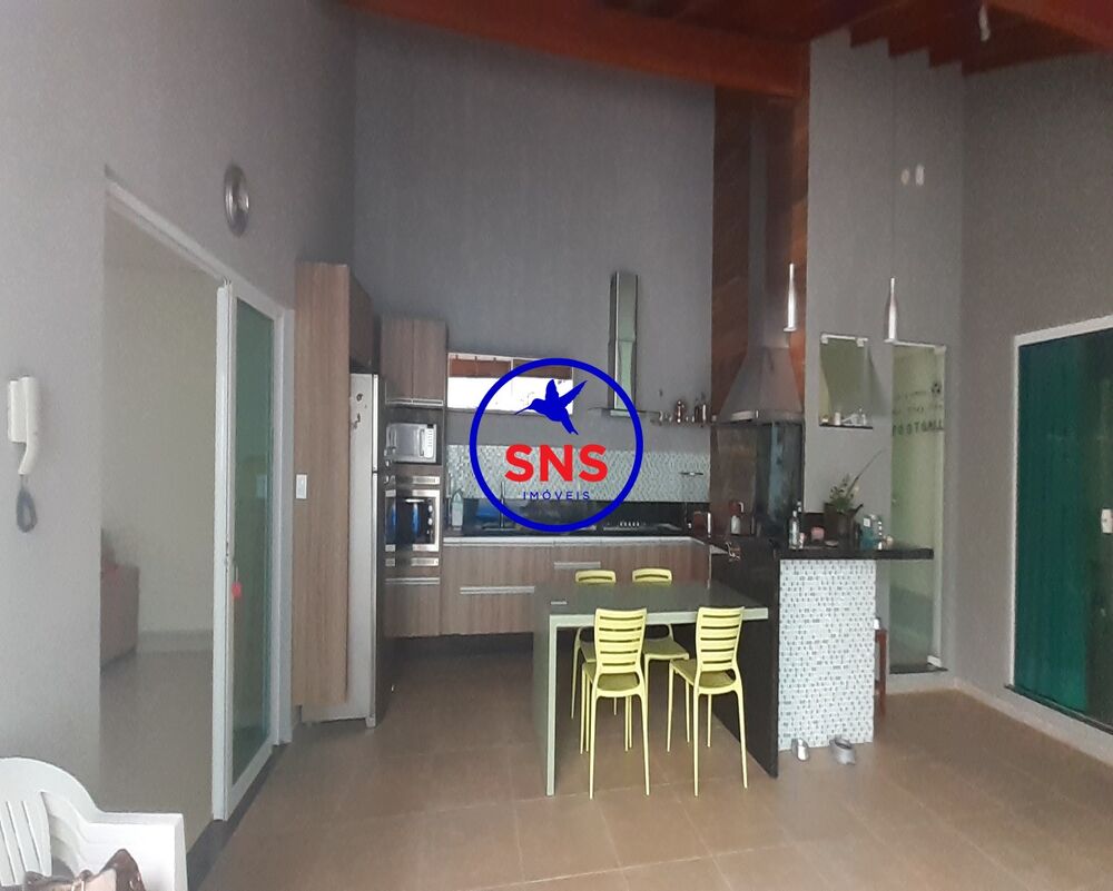 Casa, 3 quartos, 315 m² - Foto 4