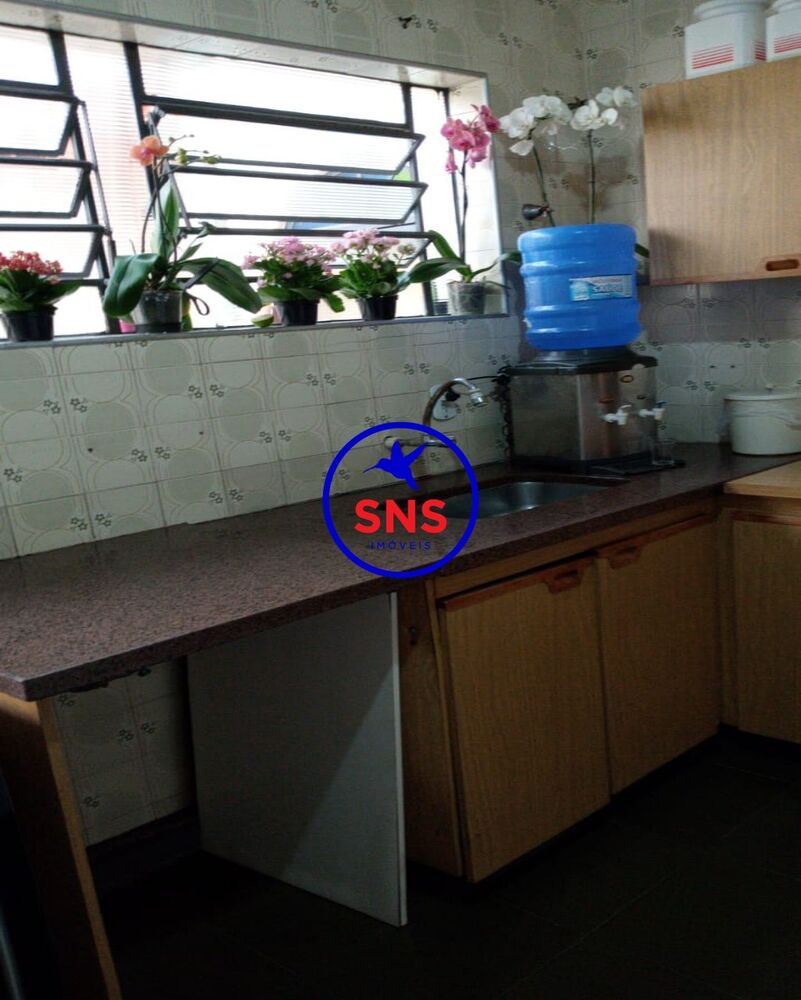 Casa à venda com 3 quartos, 166m² - Foto 2