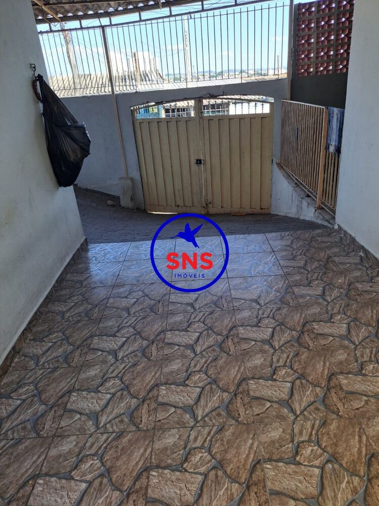 Casa à venda com 4 quartos, 181m² - Foto 4