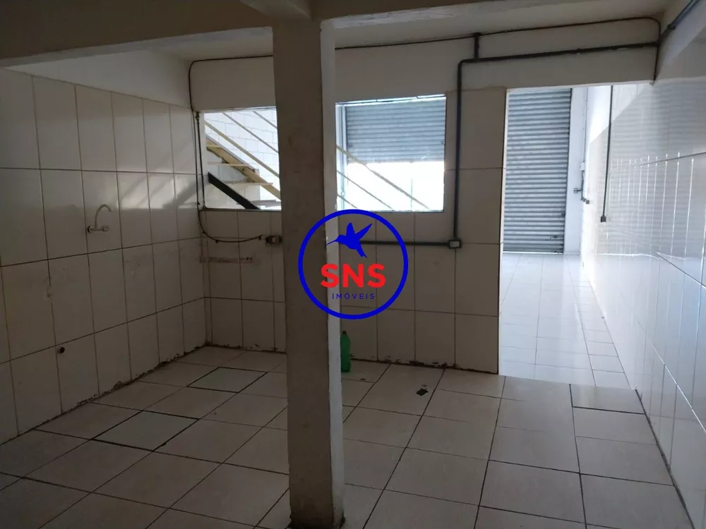 Casa à venda com 2 quartos, 267m² - Foto 4