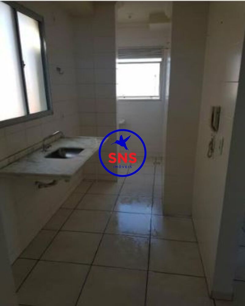 Apartamento à venda com 2 quartos, 46m² - Foto 2