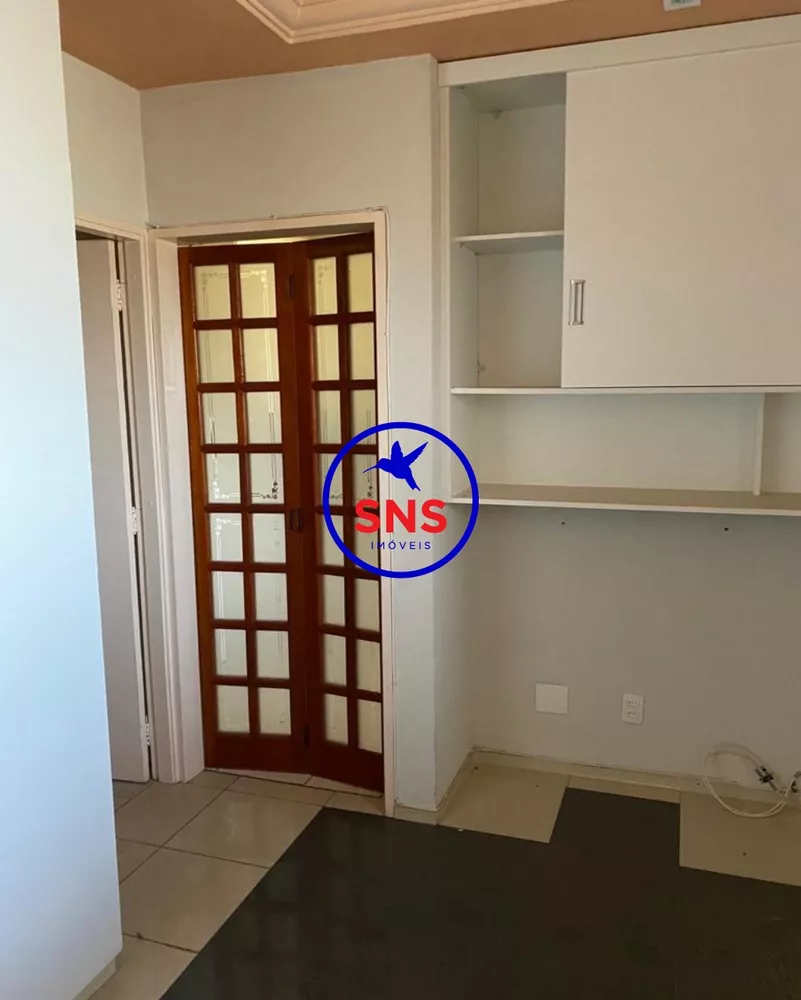 Apartamento à venda com 1 quarto, 40m² - Foto 2