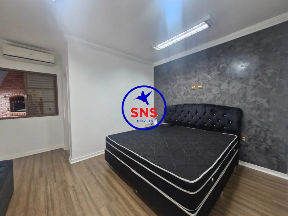 Casa, 3 quartos, 256 m² - Foto 1