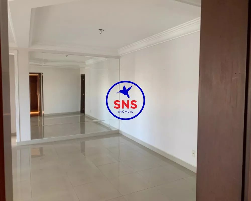 Apartamento à venda com 3 quartos, 228m² - Foto 4