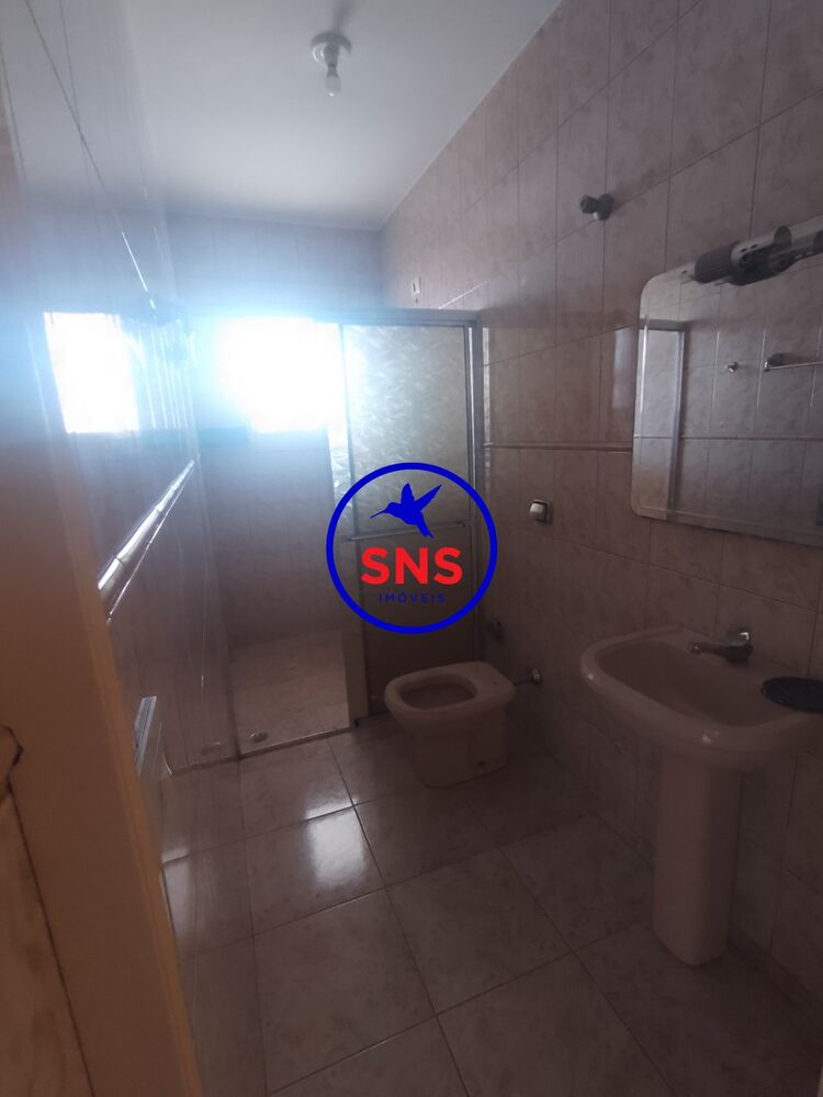 Casa à venda com 3 quartos, 250m² - Foto 14