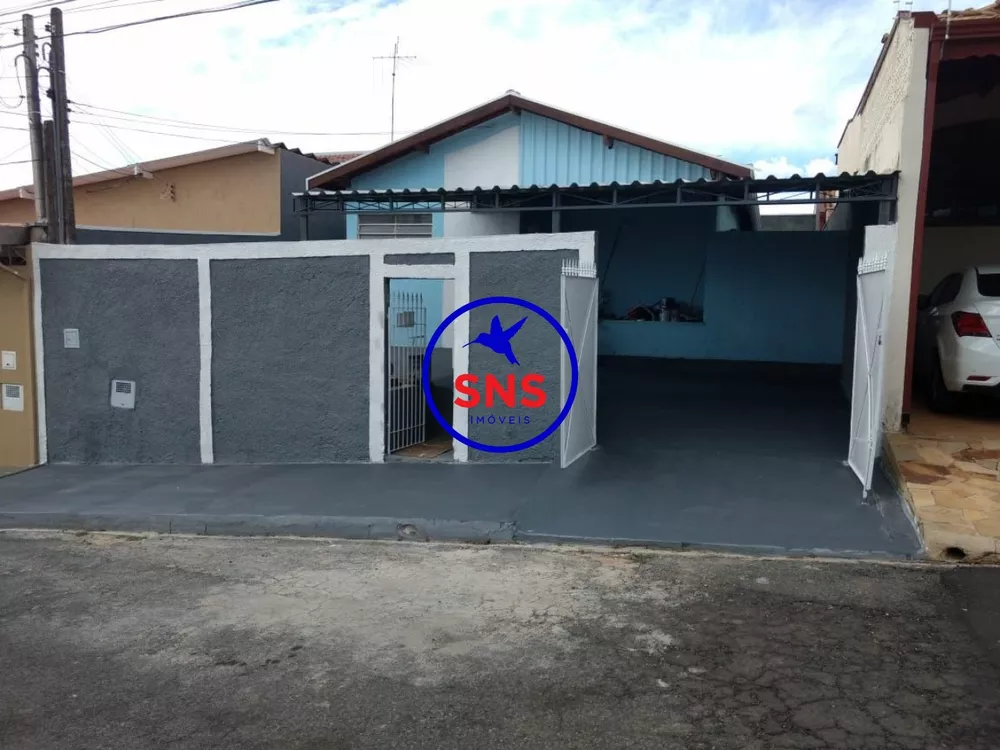 Casa à venda com 3 quartos, 101m² - Foto 1