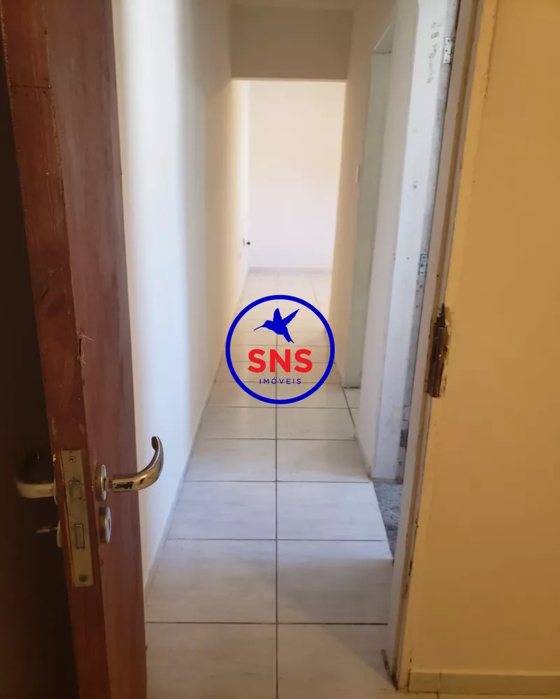 Casa à venda com 2 quartos, 65m² - Foto 1