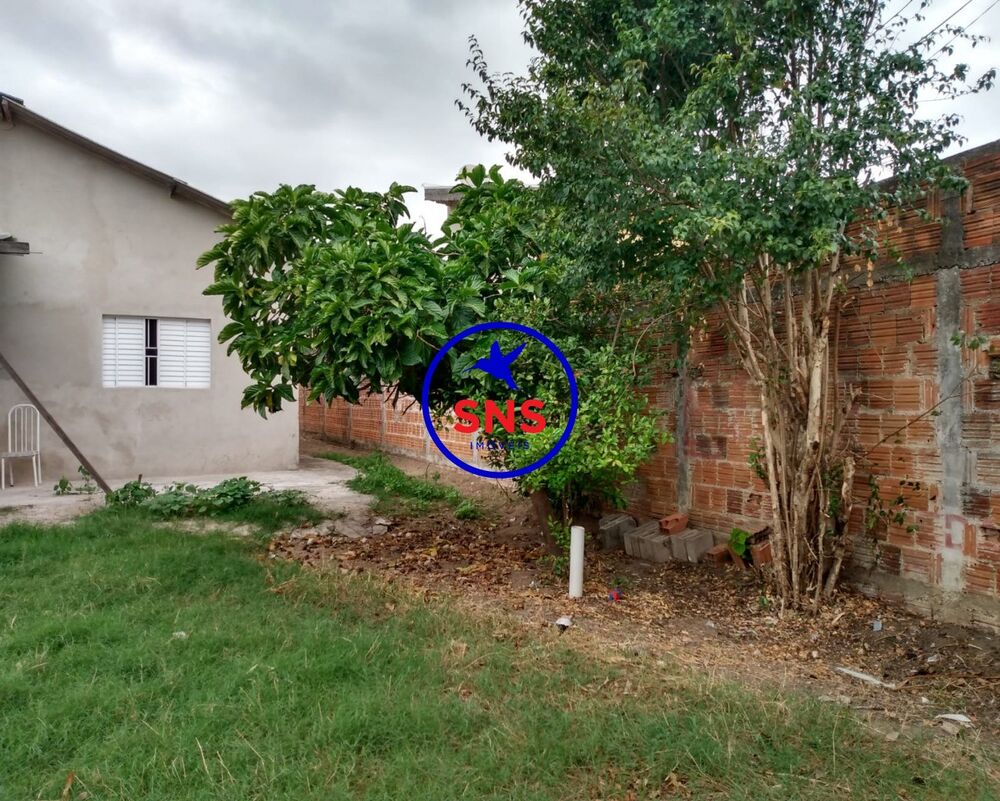Casa à venda com 2 quartos, 200m² - Foto 2