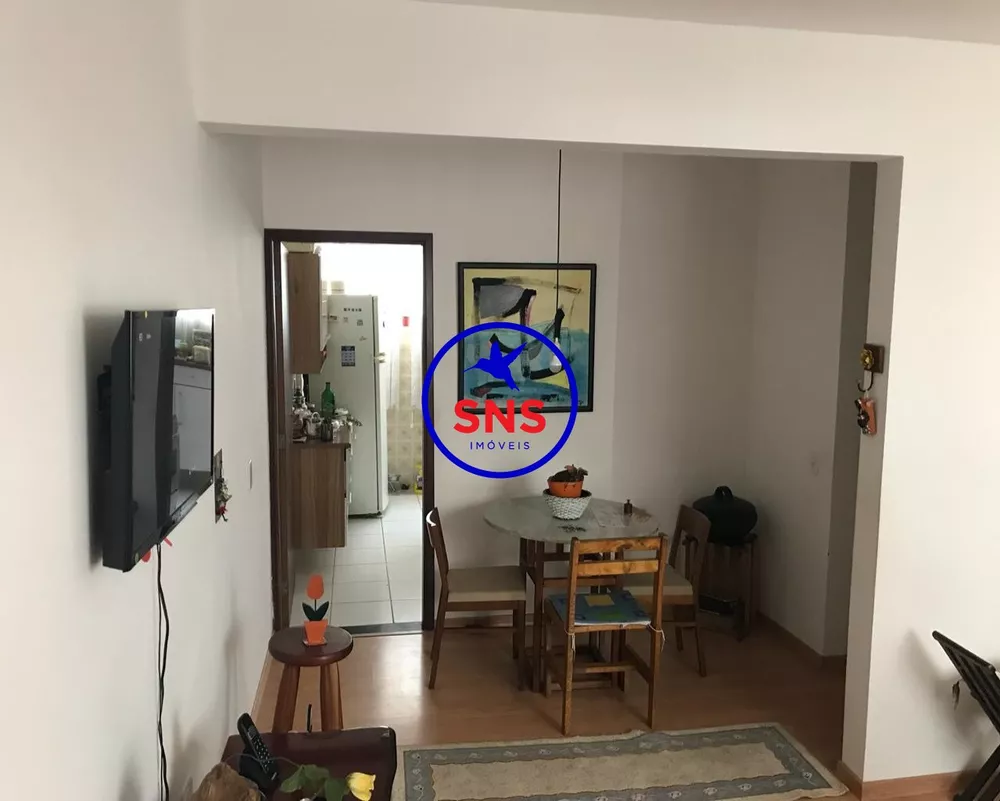 Apartamento à venda com 2 quartos, 67m² - Foto 2