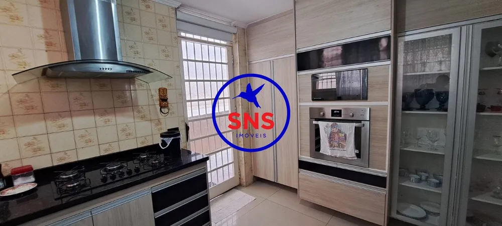 Casa, 3 quartos, 200 m² - Foto 4
