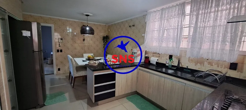Casa, 3 quartos, 200 m² - Foto 2