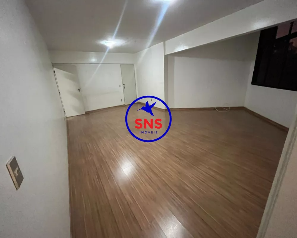 Apartamento à venda com 3 quartos, 106m² - Foto 2