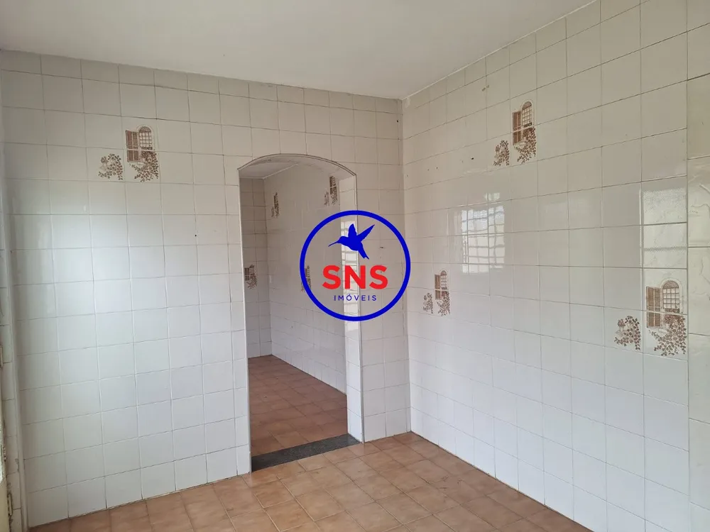 Casa, 5 quartos, 315 m² - Foto 4