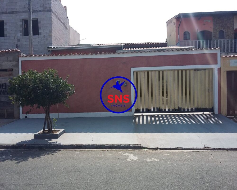 Casa, 3 quartos, 255 m² - Foto 1